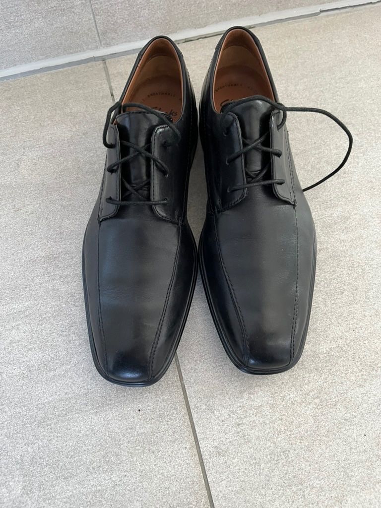 Clarks Herrenschuhe: Chaussures  /  Herrenschuhen  CLARKS  - T40 – Neu und originalverpackt aus Arzier-Le Muids von WinT078 1