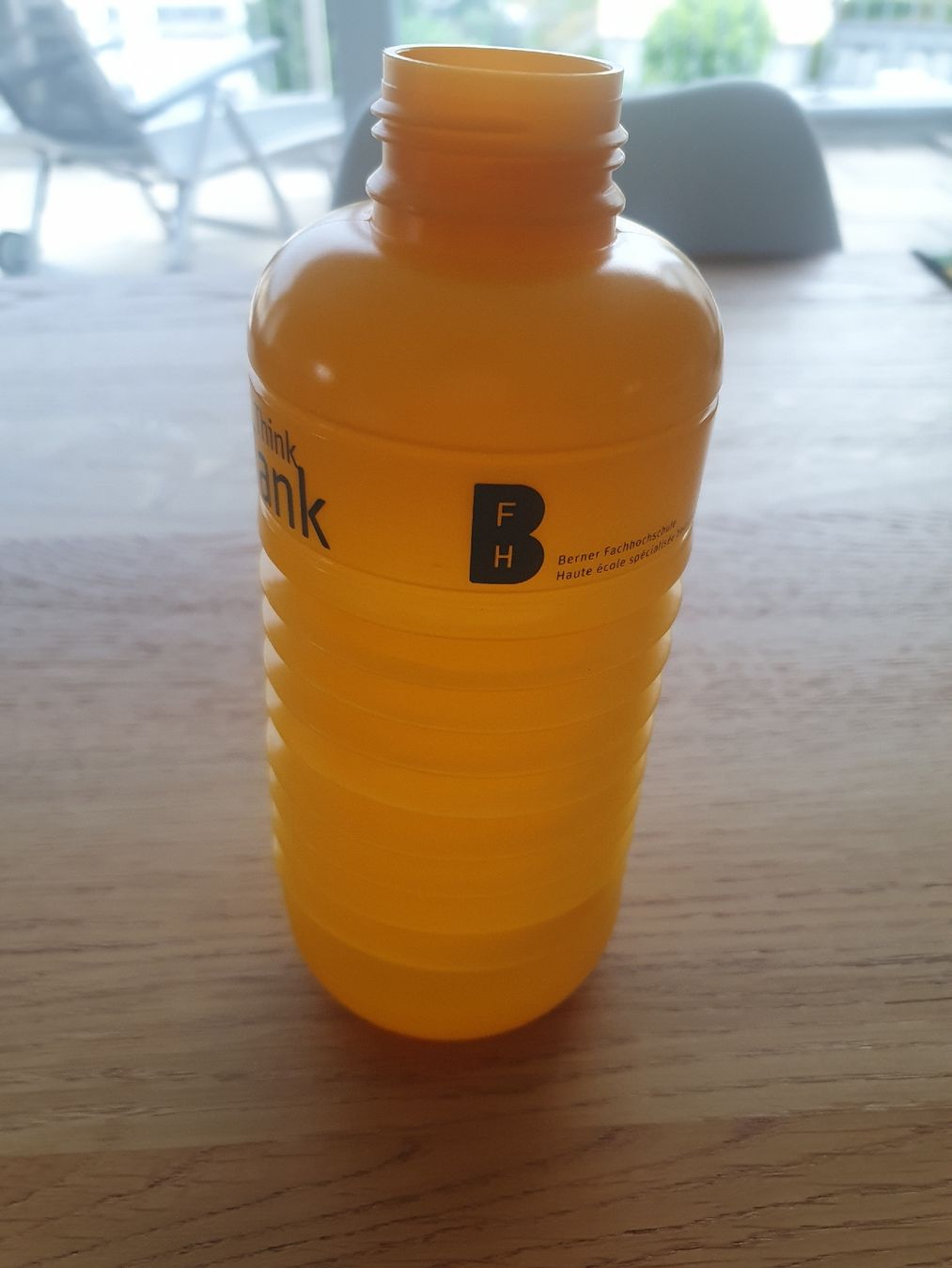 Borracce & Thermos: Flasche Think Tank Brain Gain gelb mit Deckel – Nuovo (secondo la descrizione) da Moosseedorf venduto da Sonnenschein.. 1