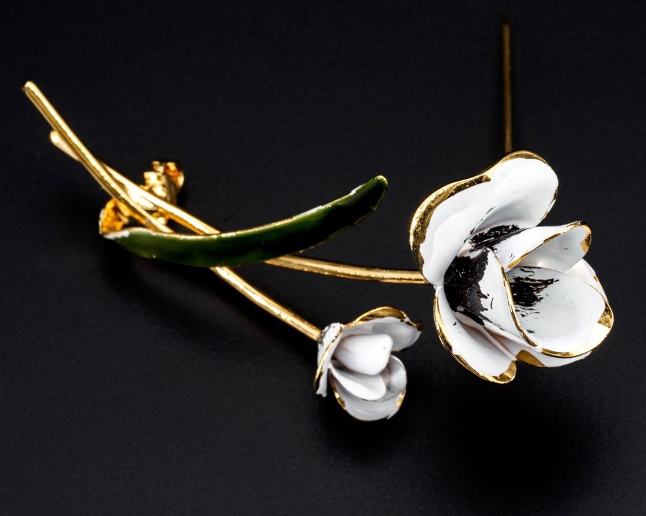 Kamelien Brosche Aus Denim - Elegante Blumen Anstecknadel Für Damen