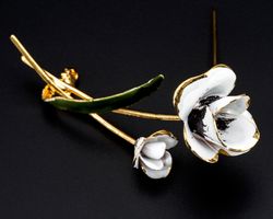 Vintage Brosche in Blumenform