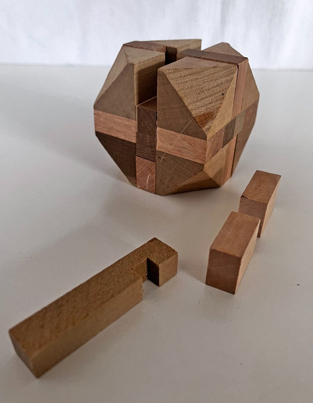Puzzle: 2 Puzzle aus Holz: Kugel und Polyeder – Usato da Zuchwil venduto da Tinu4528 2