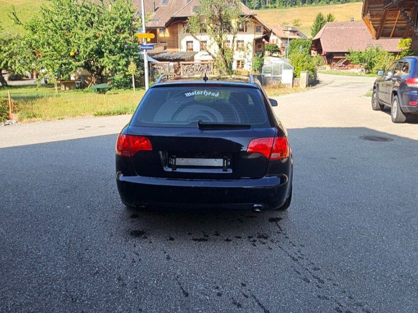 Audi Autos: Audi A4 B7 3.0 TDI – D'occasion à Lauperswil par KTM-DrIVEr 2