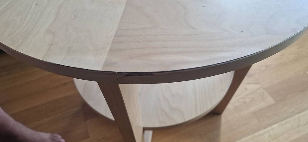 Tische: Beistelltisch – Gebraucht aus Bülach von Alex_Prado