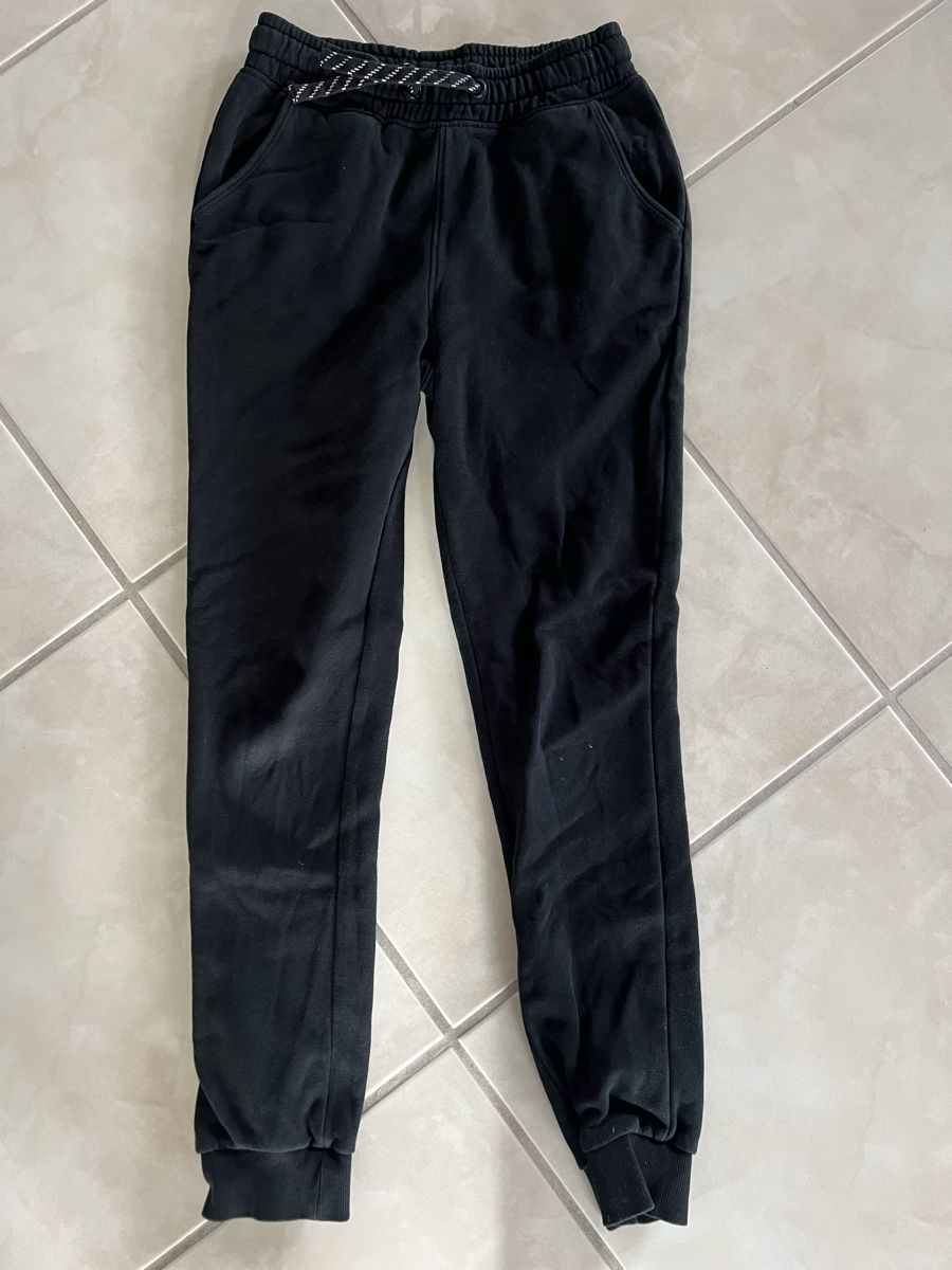 Hosen: Trainerhose Gr. 146 – Gebraucht aus Wallisellen von SPKWichtel