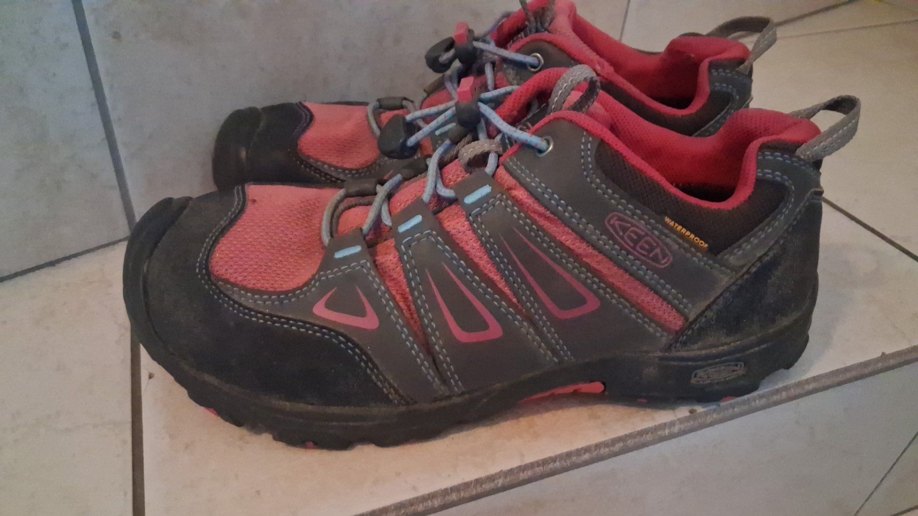 Keen Schuhe für Jungen: Keen Schuhe – Gebraucht aus Salgesch von nicc79 4