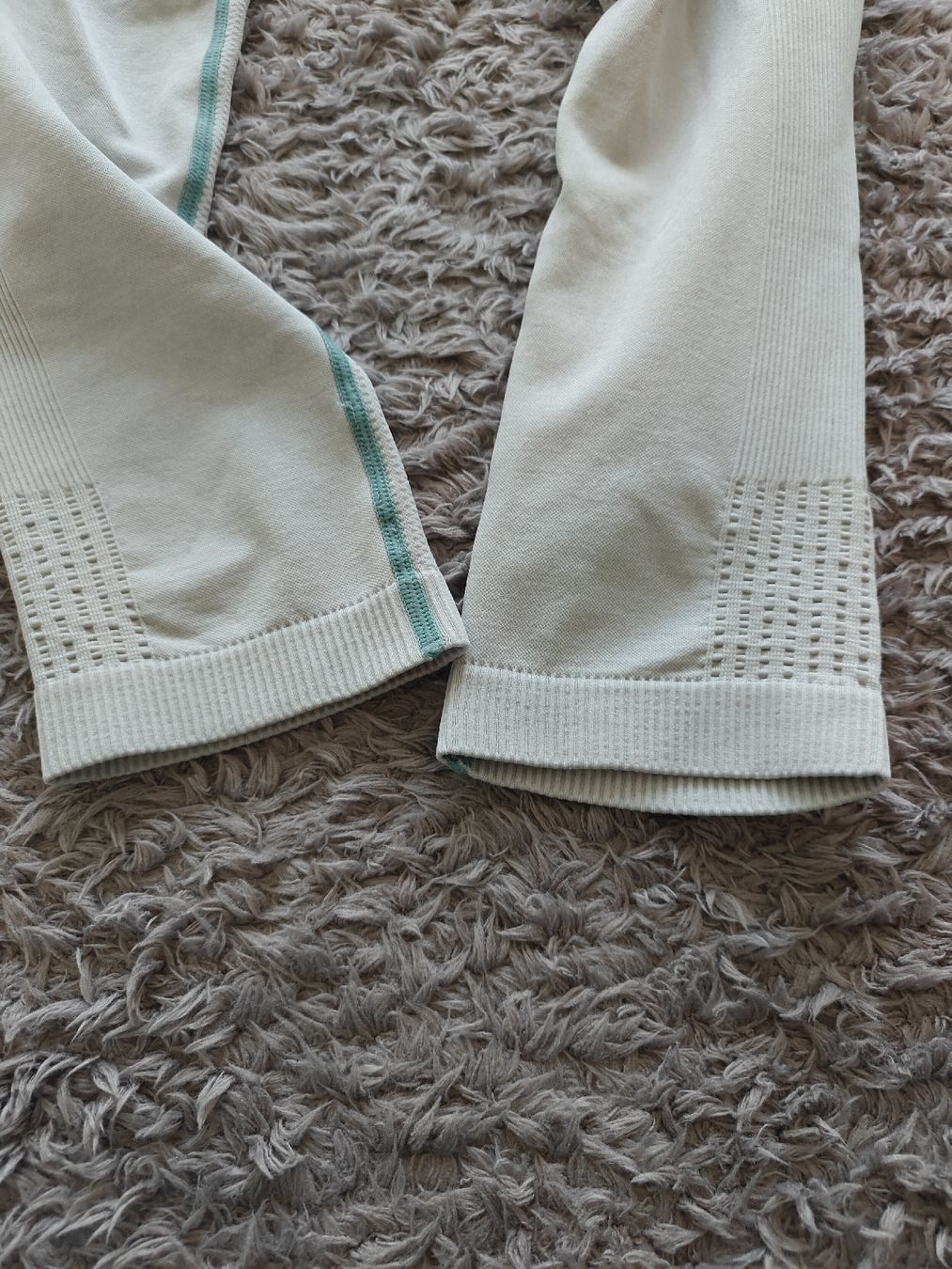 Gymshark Leggings: Gymshark Leggins  – Usato da Pieterlen venduto da Saemelili 3