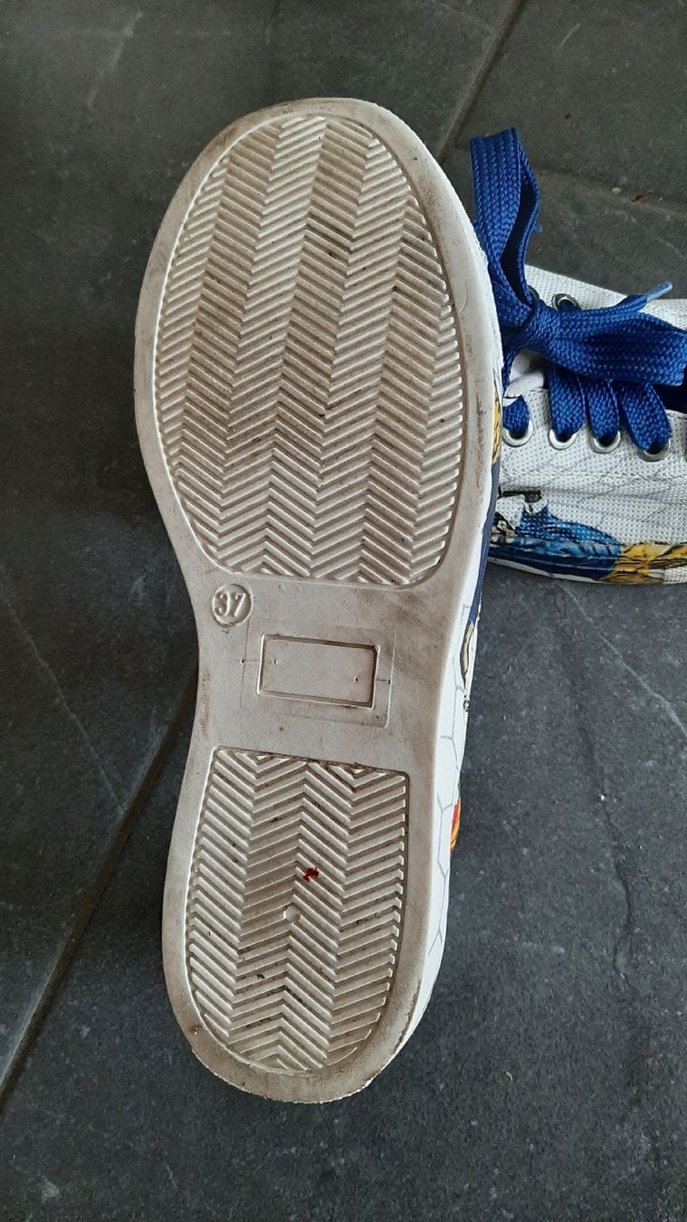 Look Schuhe für Jungen: Halbschuhe Grösse 37 – Gebraucht aus Dübendorf von Luuuusmeitli12 1