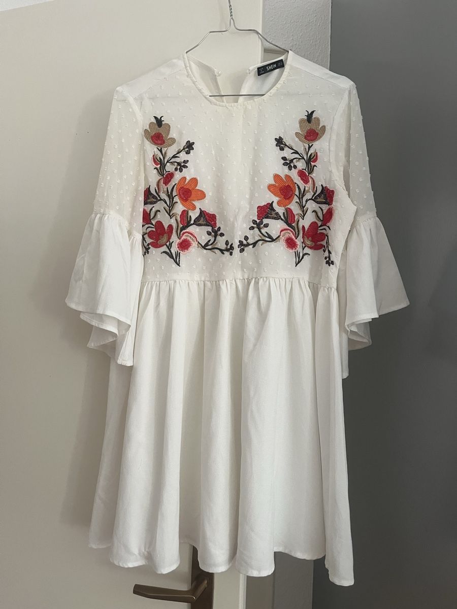 Kleider: Robe légère blanche  – Gebraucht aus Bellevue von utilisatratice