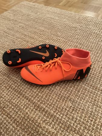 NEU Nike Mercurial Superfly Nockenschuhe