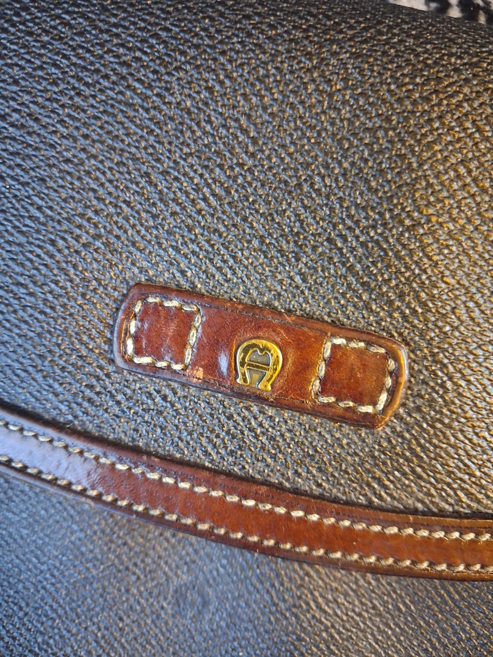 Aigner Borse da donna: AIGNER Tasche – Usato da Wetzikon ZH venduto da med_2y76 1