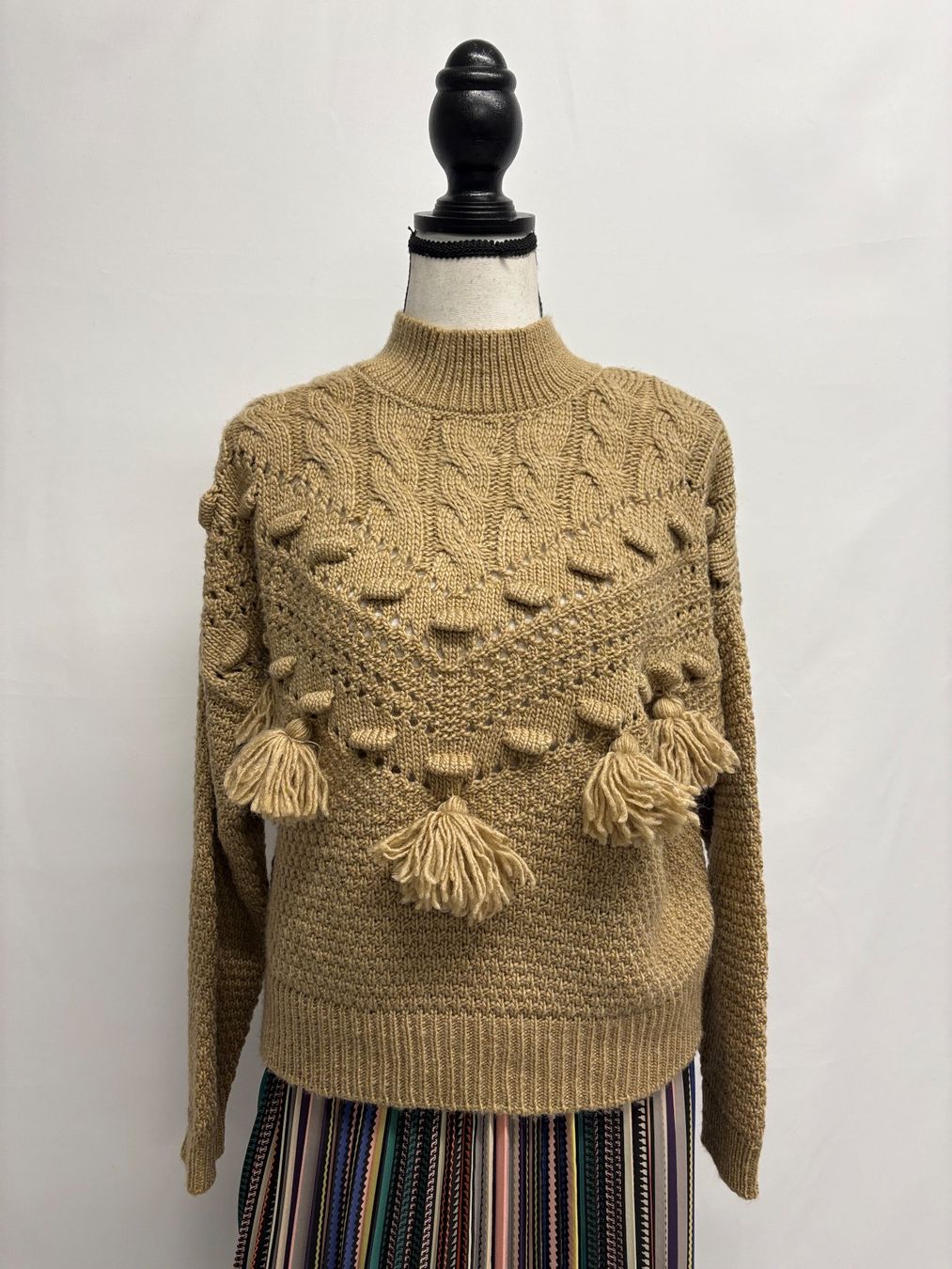 Mango Maglioni & Felpe: Mango Strick Pullover mit Troddeln Gr. S beige braun Boho – Nuovo (secondo la descrizione) da Regensdorf venduto da secondchancefashion