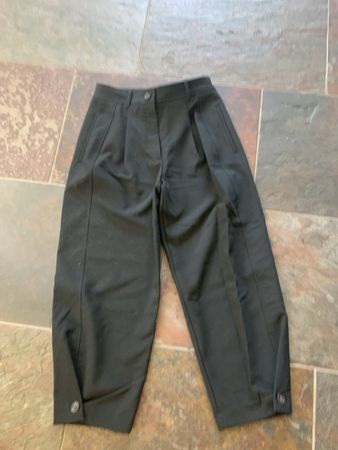 Zara Hose Gr. M – cooler Schnitt & stylische Details