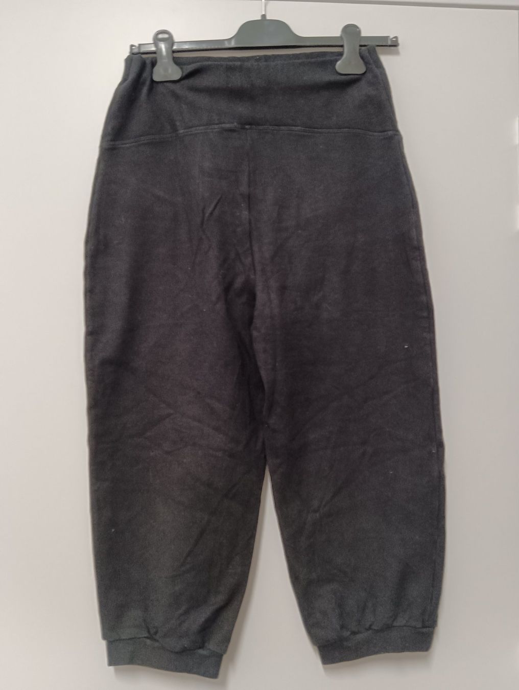 Pantaloni: Umstandshose Gr. M / 9Monate – Usato da Schöfflisdorf venduto da kin_2dp9 1