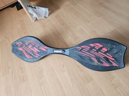 Waveboard Rusher noir et rouge – skateboard à deux roues