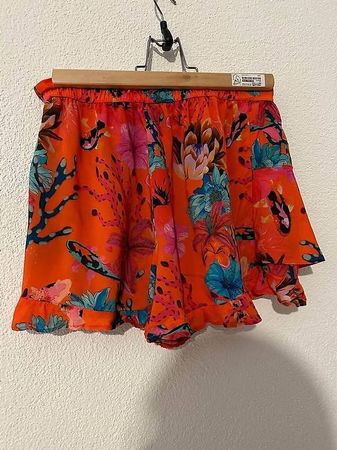 Desigual coral  orange shorts s