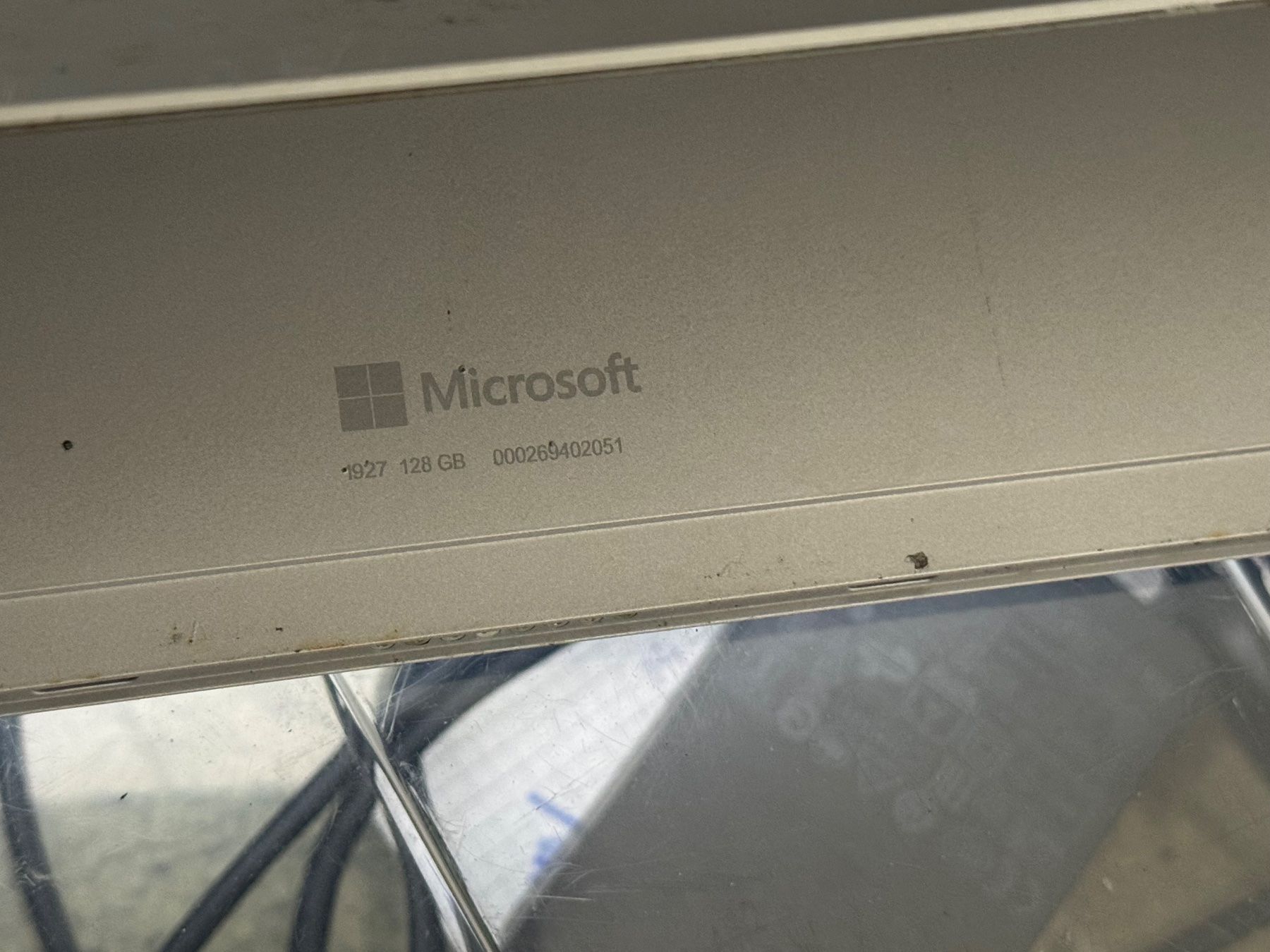 Microsoft Notebook: Surface Go 2 128gb - 1927 - Ab 20CHF – Usato da Olten venduto da HoYa01 2