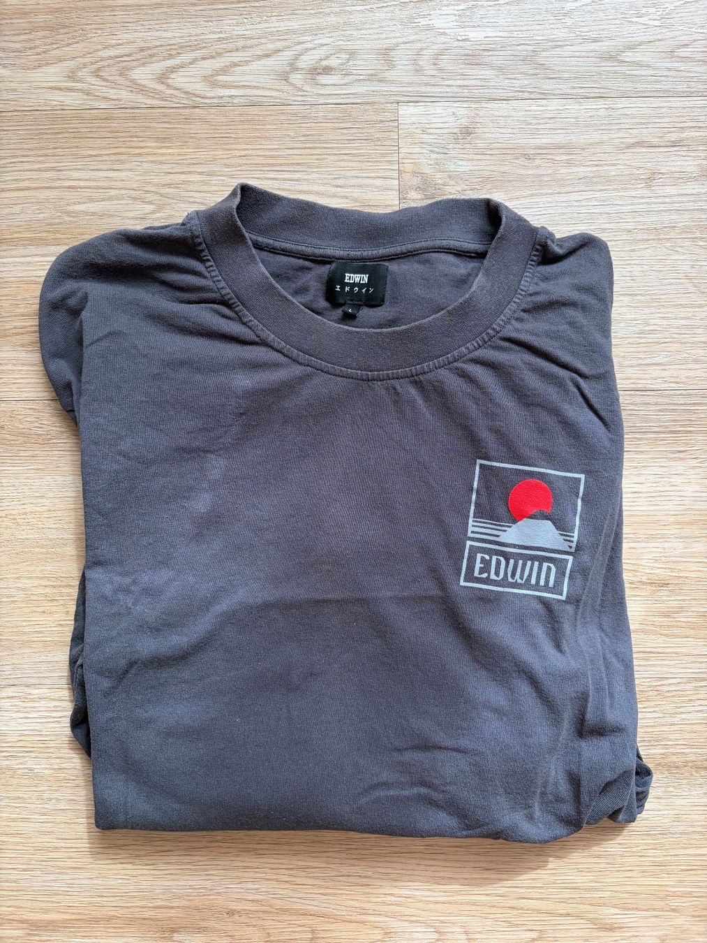 Edwin Pullover & Sweatshirts: Longsleeve EDWIN taille L – Gebraucht aus Delémont von Nico2800