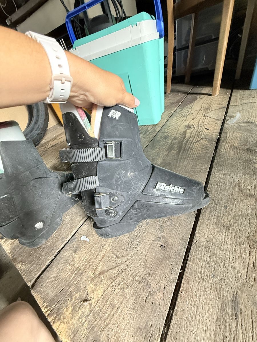 Schuhe für Jungen: Chaussures de ski  – Gebraucht aus Cousset von Andre93mendes 2