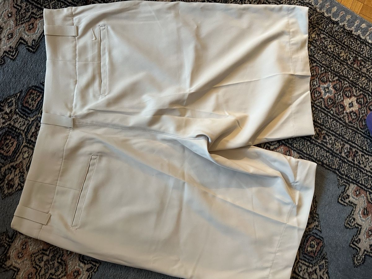 Pantaloni: Nike Golf kutzhose gr m – Usato da Uster venduto da bek_v2ct 6