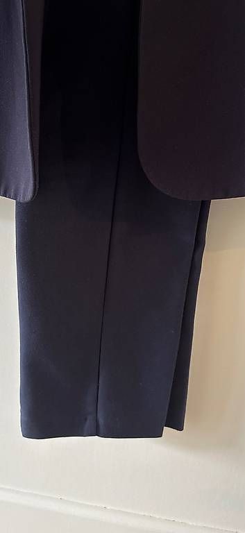 Lotti di vestiti: Blazer und Anzugshose Frau – Usato da Zürich venduto da Jes_4 1