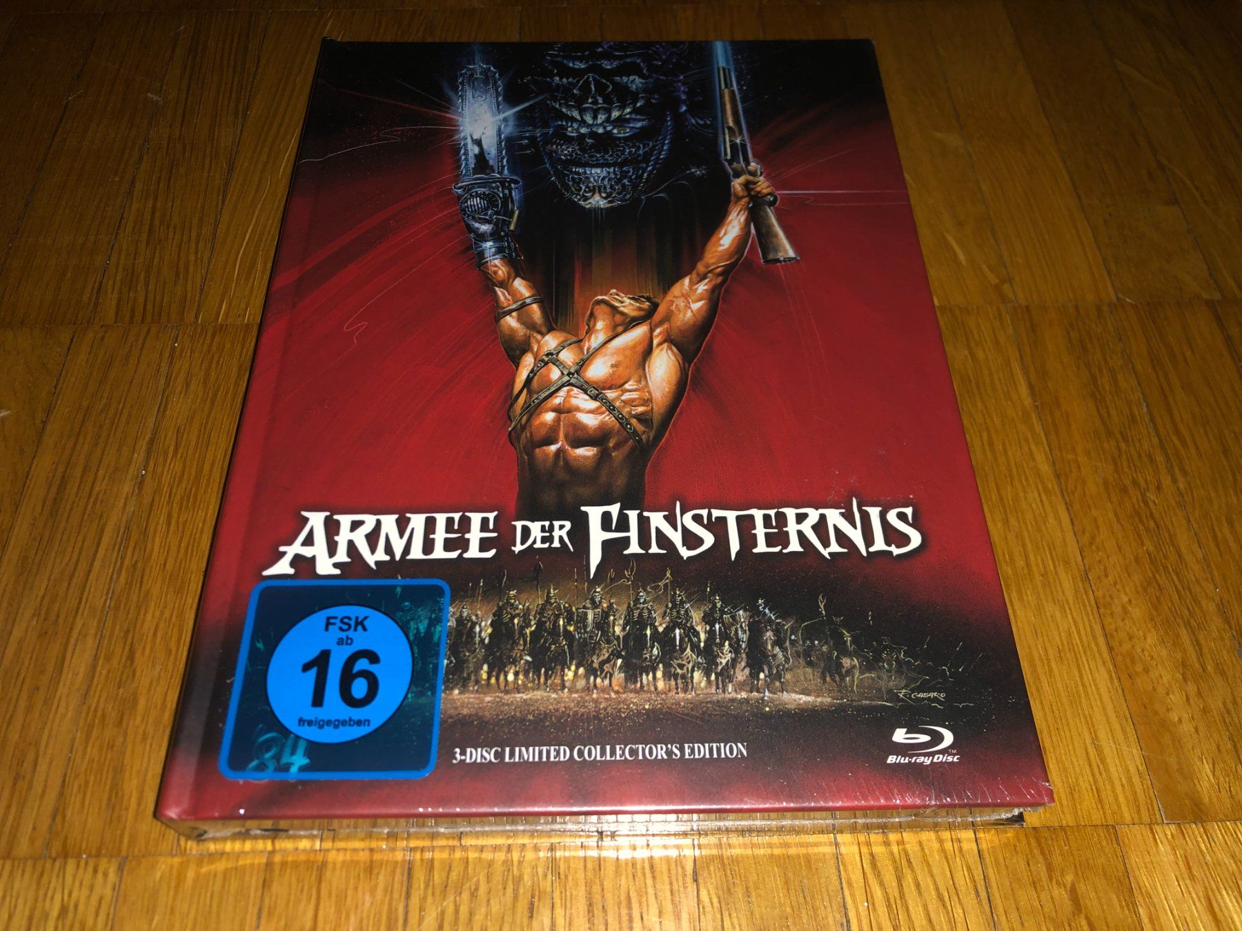 Tutti i DVDs: Armee der Finsternis - MEDIABOOK - C - UNCUT – Nuovo e nell'imballaggio originale da Basel venduto da havsok