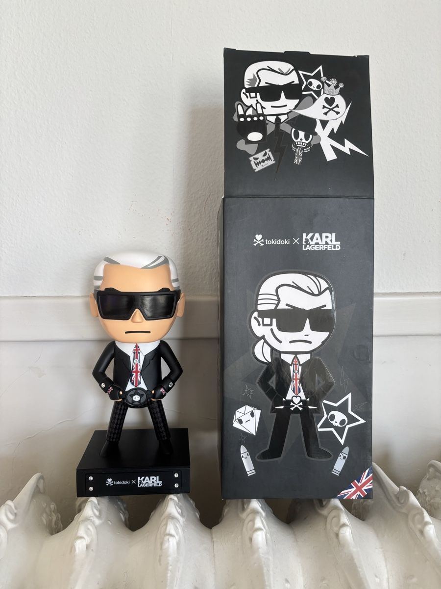Statuette: Tokidoki x Lagerfeld - Karl Figur – Nuovo (secondo la descrizione) da Luzern venduto da serif23 2