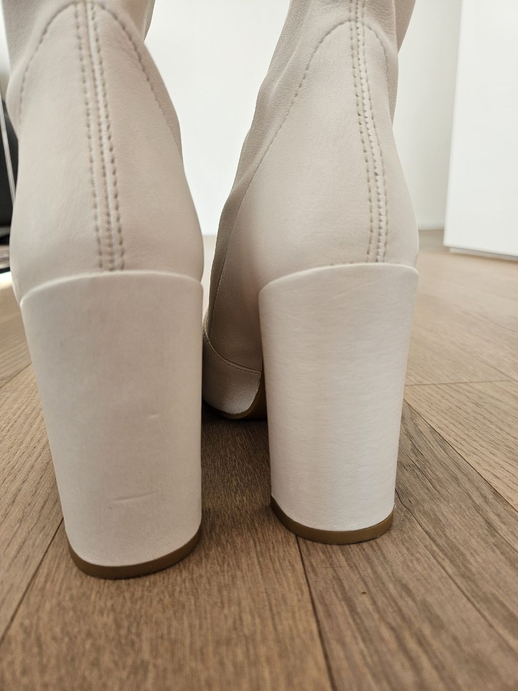Stuart Weitzman Scarpe da donna: Wunderschöne Stiefeletten Stuart Weitzman Gr 38 – Nuovo (secondo la descrizione) da Regensdorf venduto da bus_dn2t 3