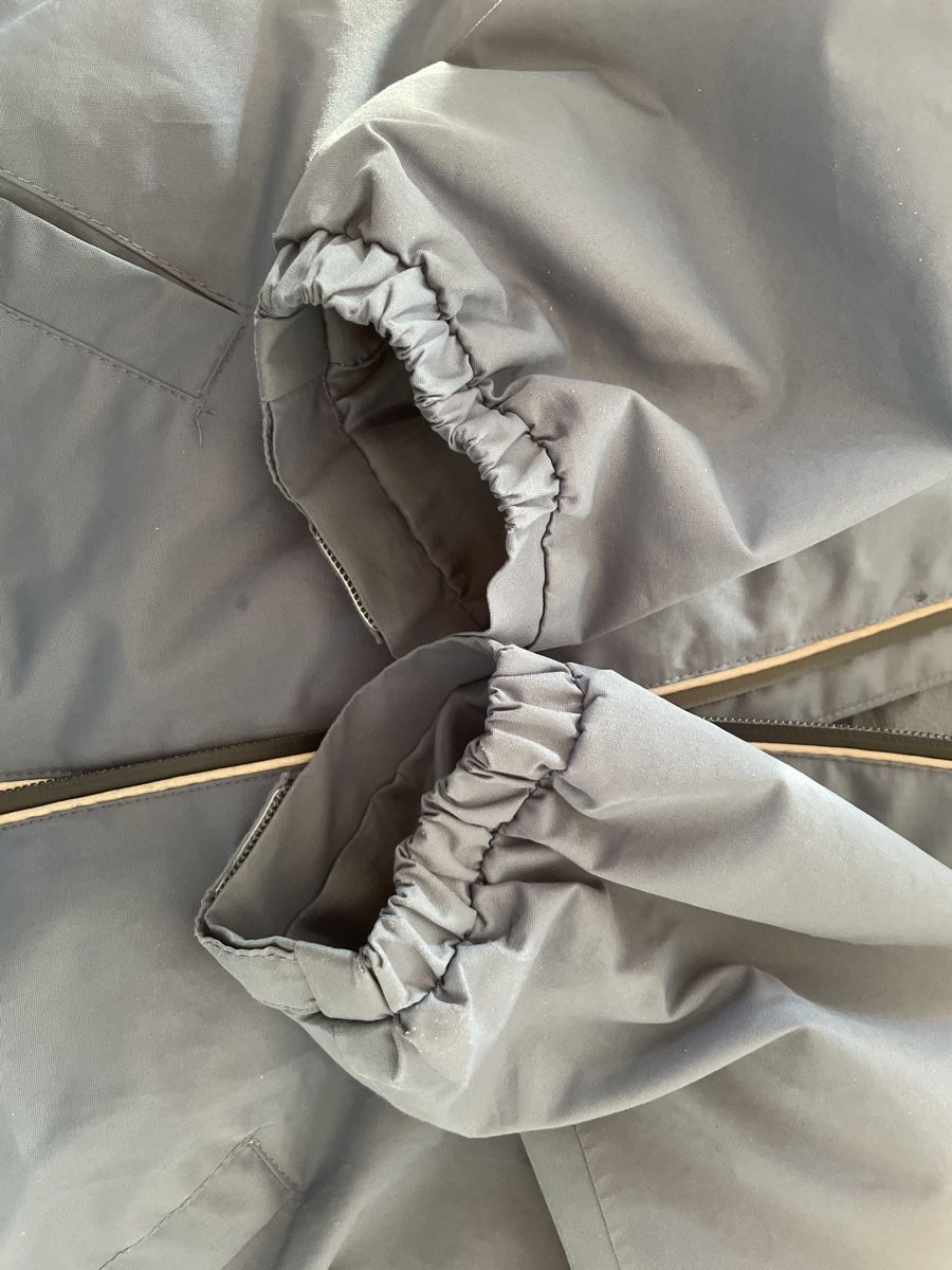 Tchibo Giacche & Cappotti: Tchibo Regenjacke Grösse 122/128 – Usato da Düdingen venduto da Jensternli 6