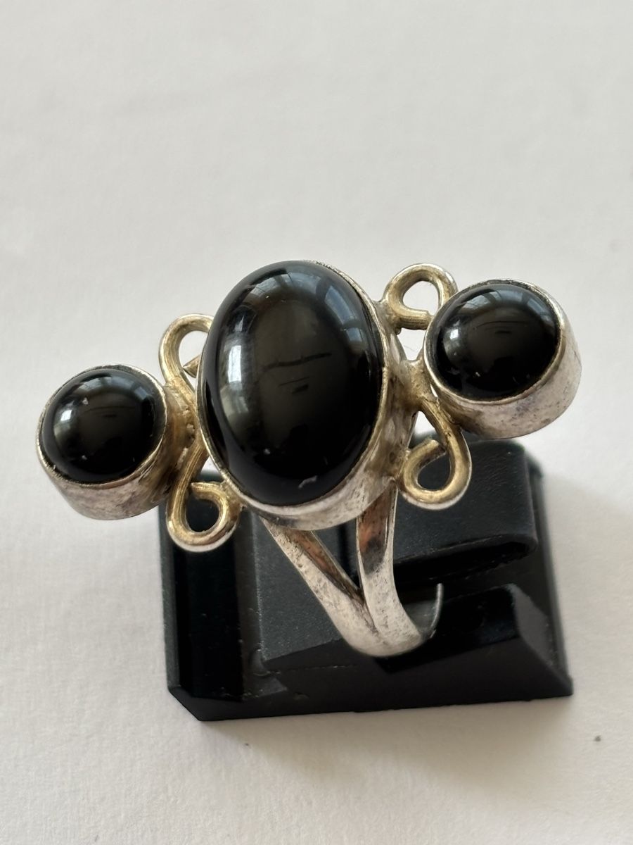 Anelli: Silberring Onyx 3-Steine  925  – Usato da Langnau am Albis venduto da flusspflege 1