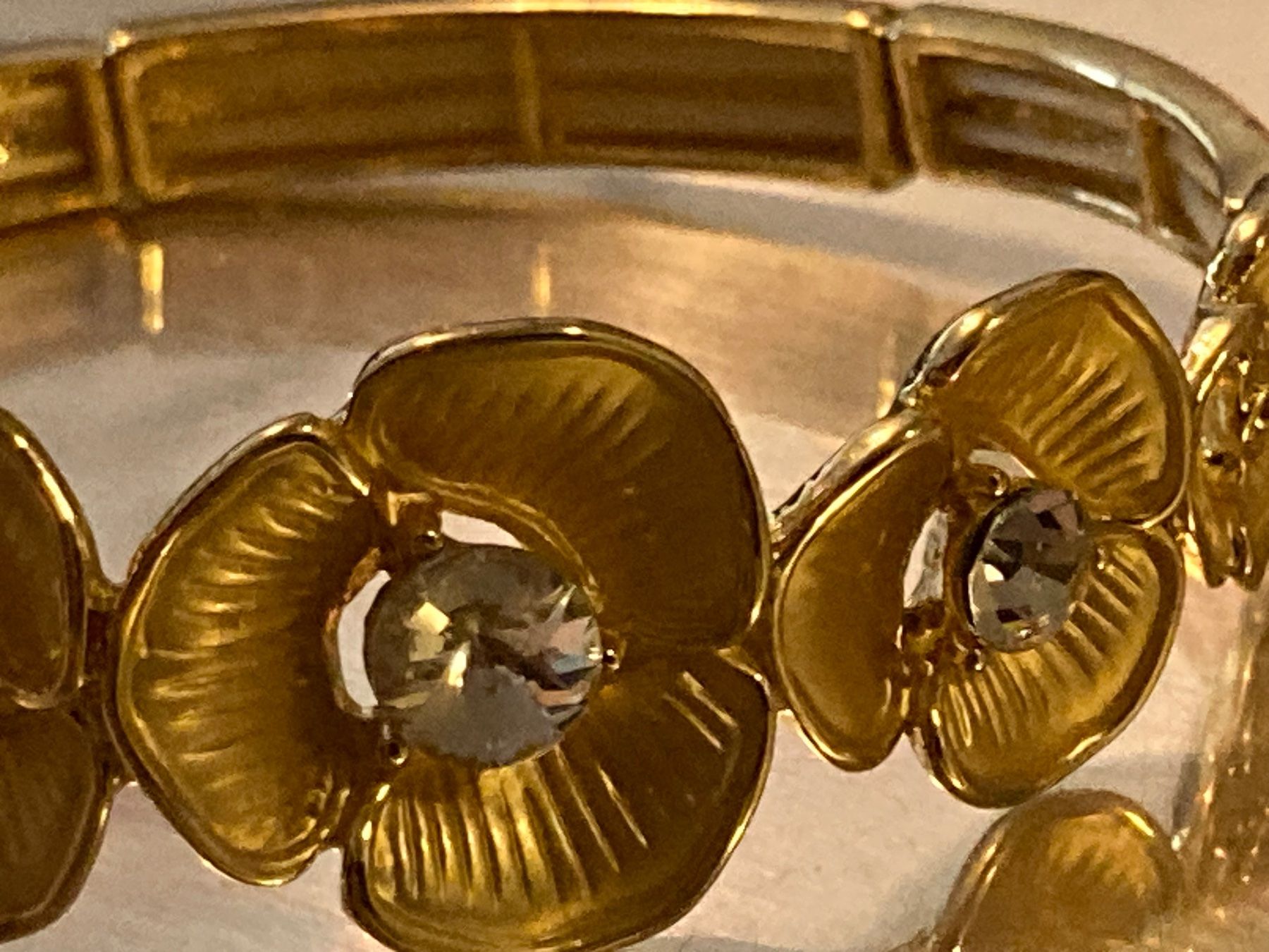 Armbänder & -reifen: Bracelet doré vintage – Gebraucht aus Marly von Antigona71 3