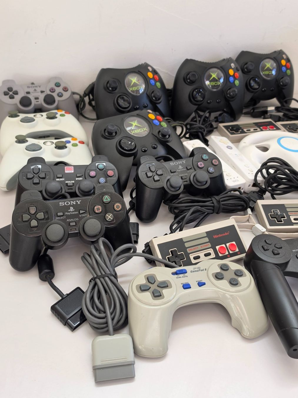 Controller: Controller Sammlung - Nintendo - XBOX - Playstation - 21 Stk – Usato da Birr venduto da DisDas 1
