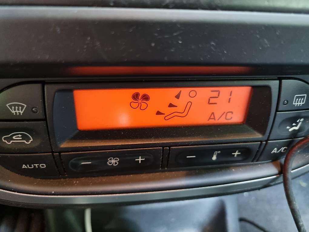 Autos: Verkaufe zuverlässige Citroen – Gebraucht aus Oetwil am See von pic_5zjc 1