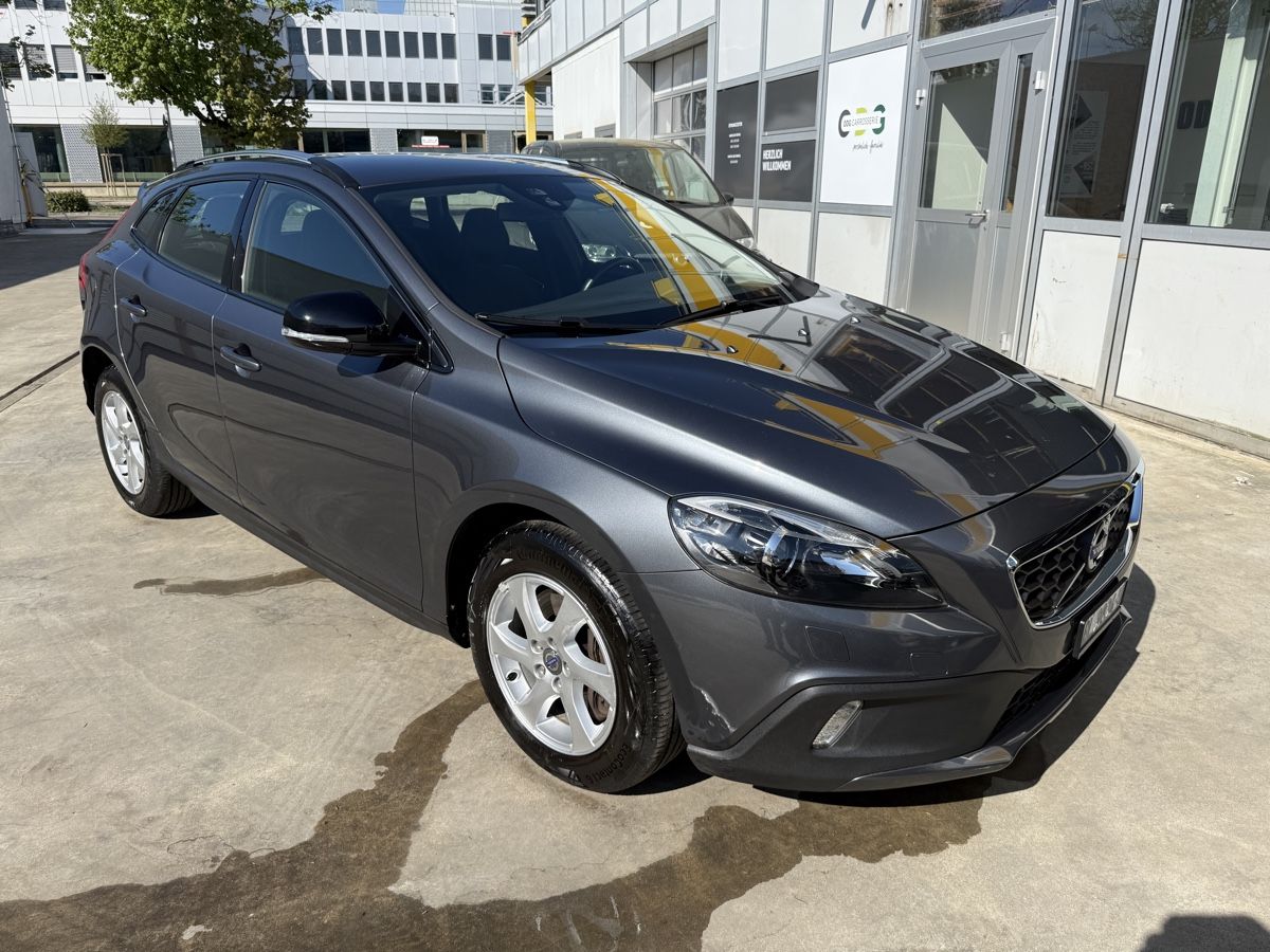 Volvo Autos: Volvo V40 CC Automat – Gebraucht aus Oberwil BL von anzelmo 5
