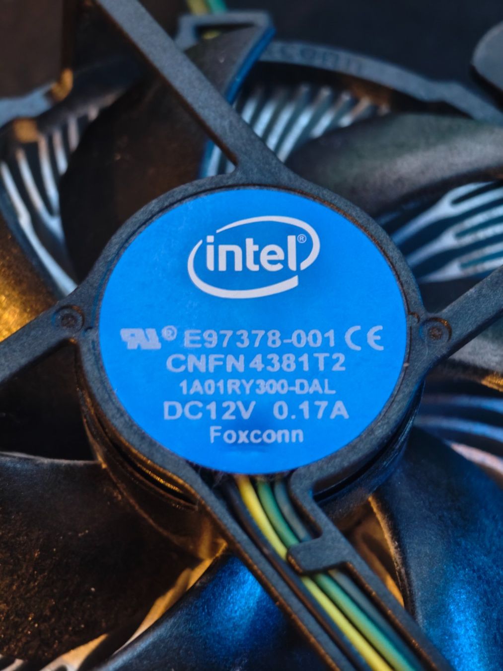 Intel Elektronikbauteile: Intel E97378-001 - Ventirad CPU – Gebraucht aus Seiry von Zhe_AngryBm 1