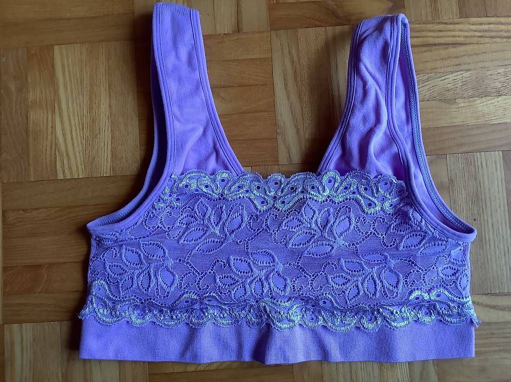 Altra biancheria intima: Brassière grandeur M-L - BH – Usato da Icogne venduto da Juka