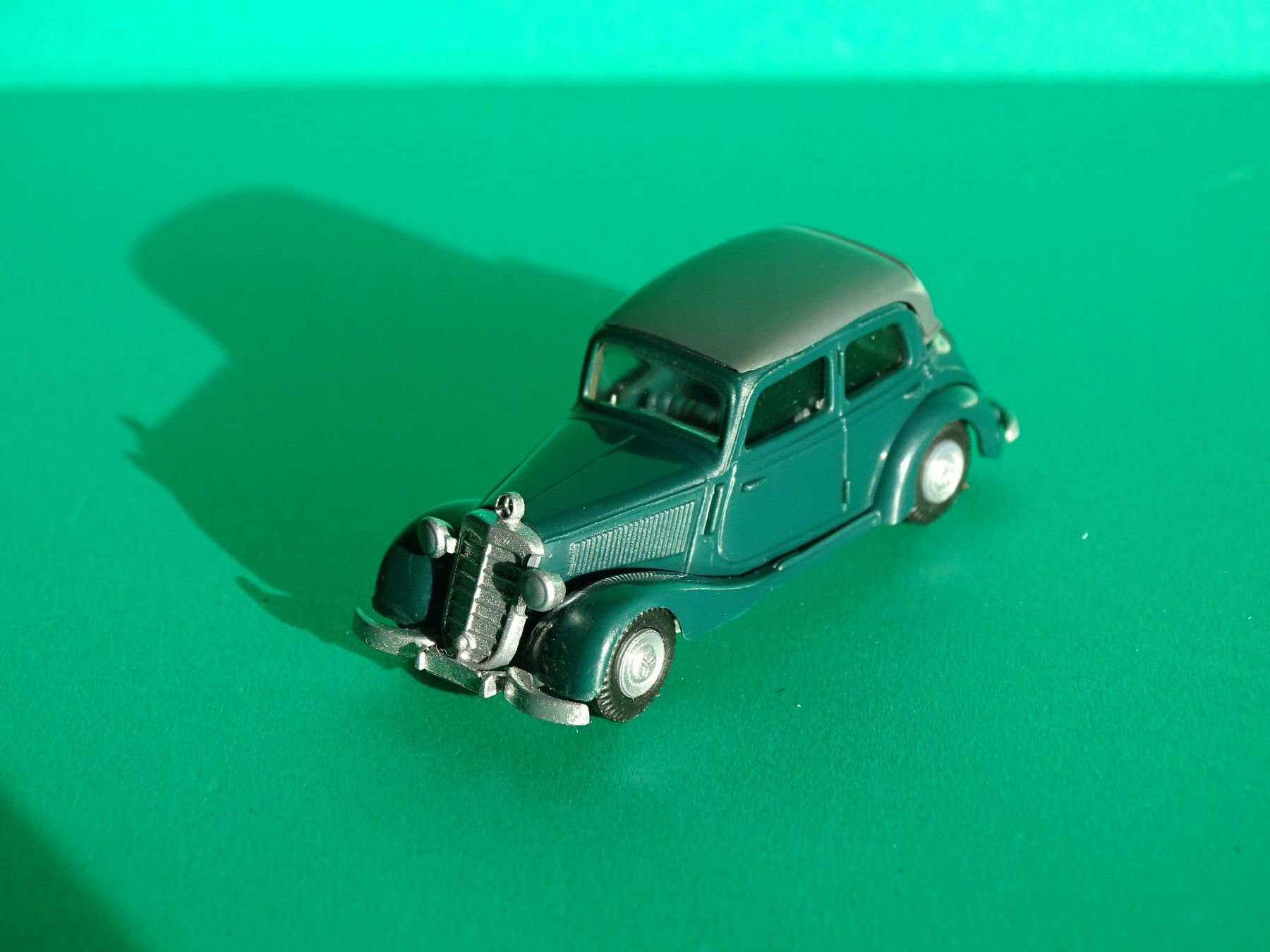 Praliné Modellini d'auto: Mercedes 170V von Praliné 1/87 – Usato da Bretzwil venduto da Meex