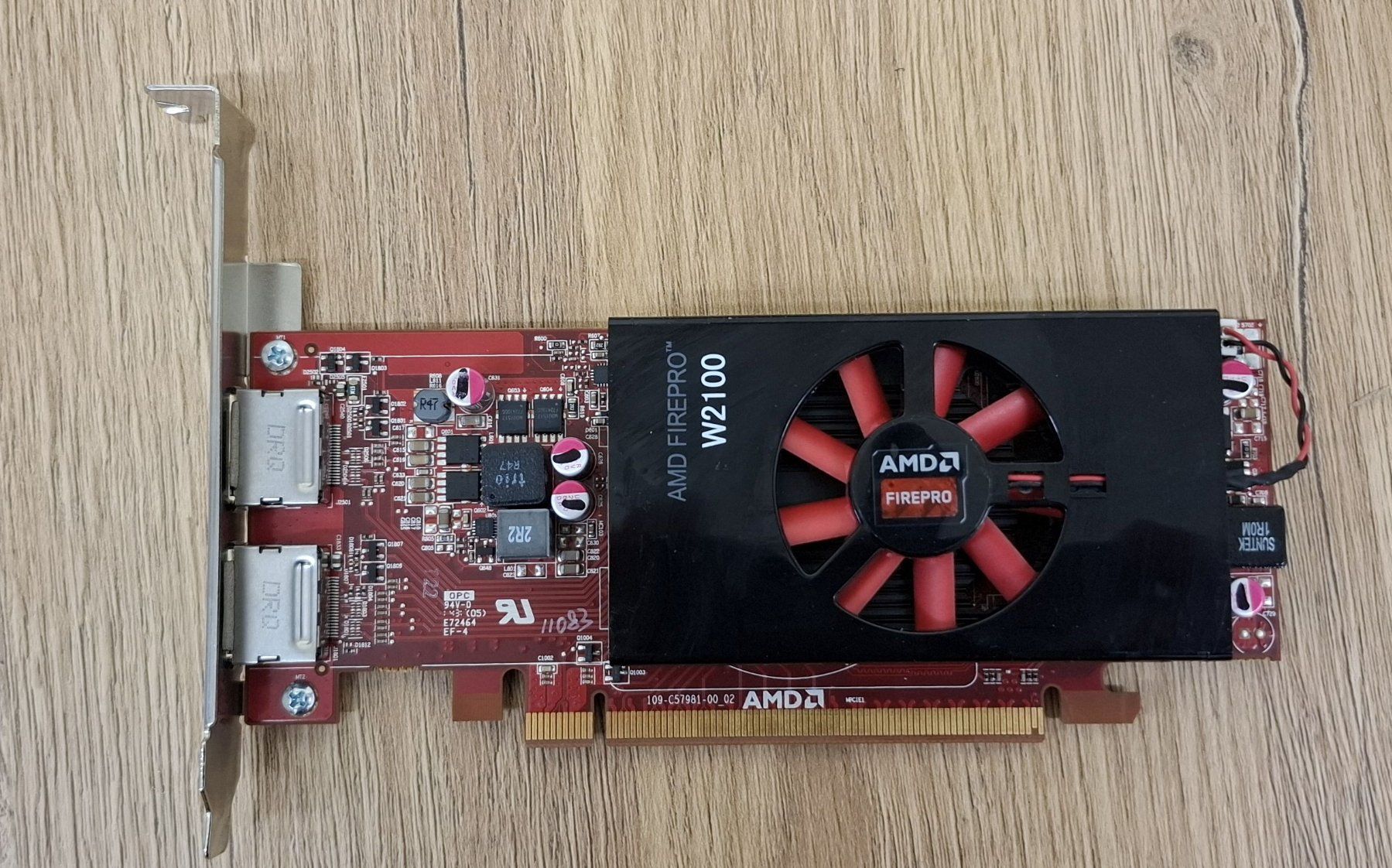 Amd Schede grafiche: AMD Firepro W2100 – Usato da Bern venduto da Laserchen24