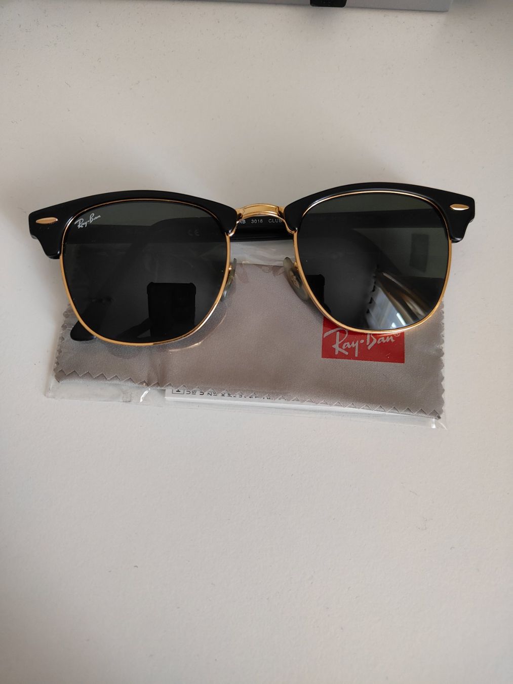 Ray-Ban Occhiali & Lenti: Ray Ban Clubmaster – Usato da Nyon venduto da aar_g6pl
