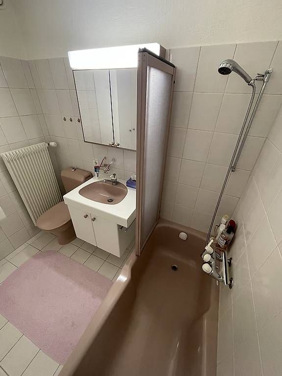 Komplettküchen: À donner cuisine et salle de bain  – Gebraucht aus Lussy-sur-Morges von mar_77pc 4