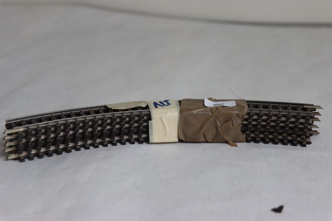 Märklin Modellini di ferrovie: Märklin Gleis gebogen (2807-2810) – Usato da Bäriswil BE venduto da WWYN-Liquidationen 1
