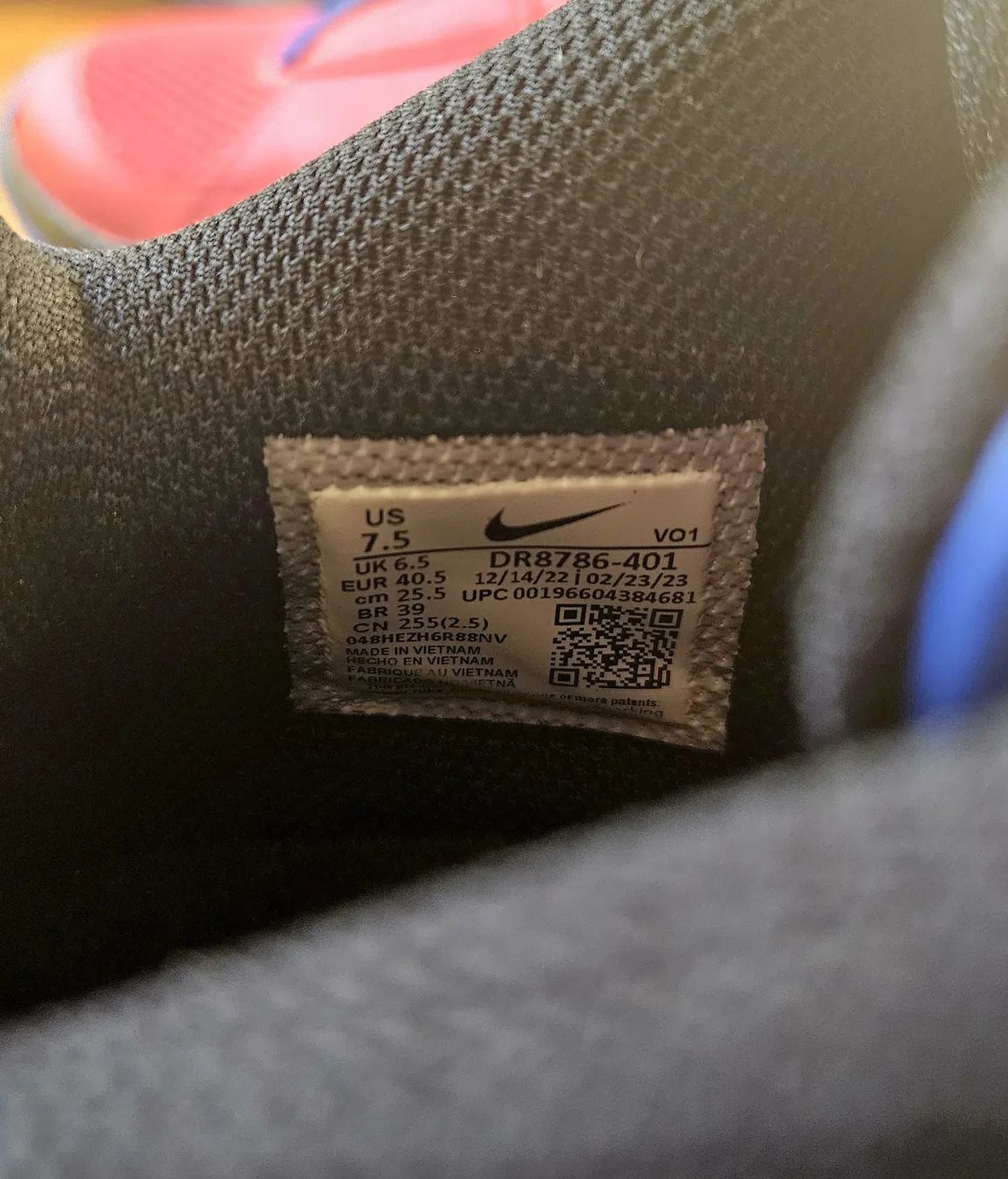 Nike Scarpe da uomo: Nike JA 1 EP - Size 40.5 – Nuovo (secondo la descrizione) da Ecoteaux venduto da floom 6
