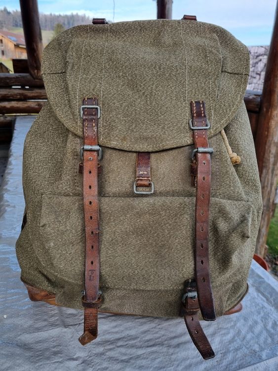 Militärrucksack 1956 mit Brotsack 1941 (Gebraucht) in Burgistein für ...