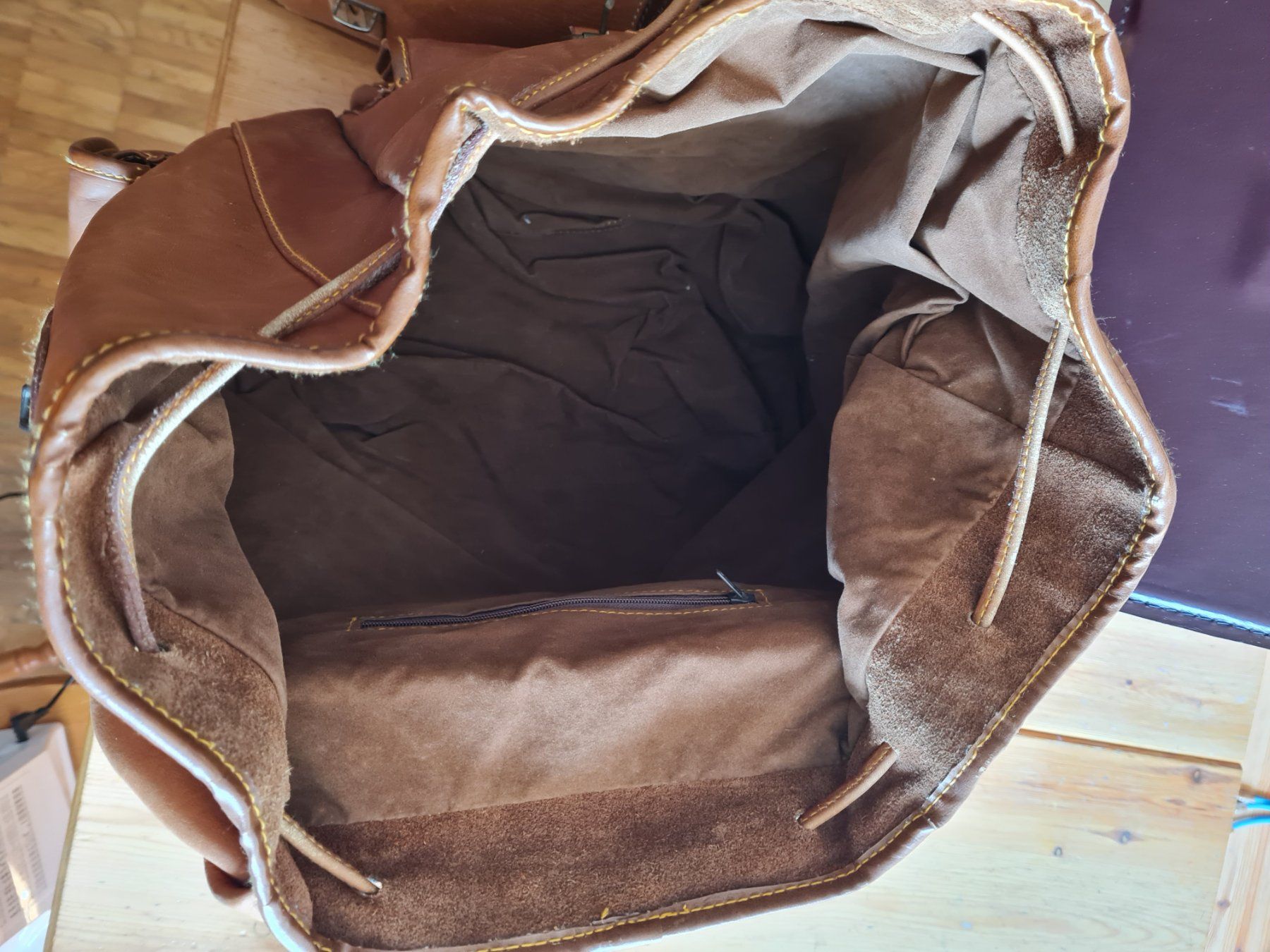 Zaini: Rucksack Leder, Tasche Leder und Box – Usato da Winterthur venduto da Hai6 5