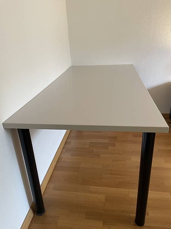 Scrivanie: Bürotisch – Usato da Bern venduto da samirasteiner 1