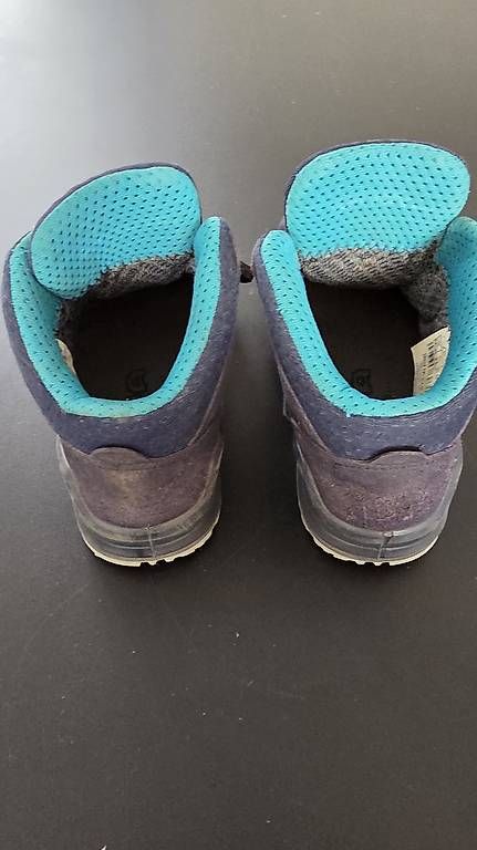 Schuhe für Jungen: Trekkingschuhe/ Wanderschuhe LOWA 31 – Gebraucht aus Solothurn von Zoonja 3