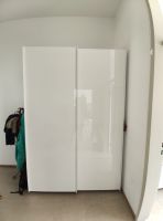 Schiebetürenschrank von Pfister