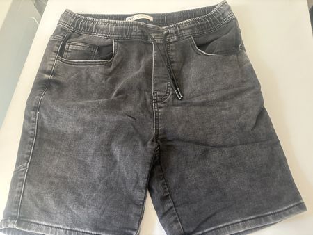 Zara Jeans-Shorts L dunkelgrau Used-Look gute Zst