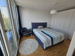 Boxspringbett 180 × 200 cm mit Stauraum + 2 Nachttische
