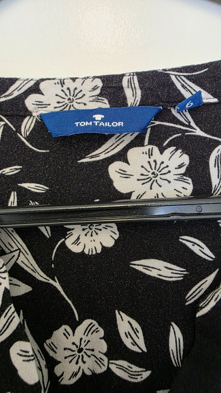 Tom Tailor Camicette: Bluse von Tom Tailer – Usato da Dübendorf venduto da Jolenia 1