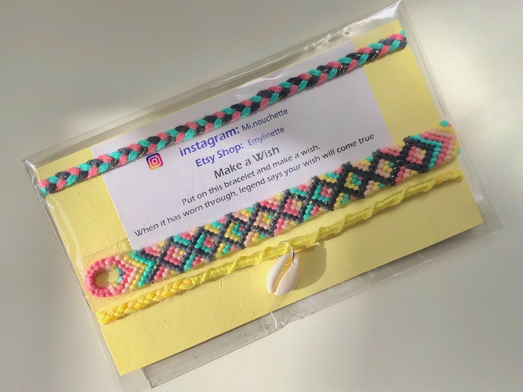 Bracciali & Braccialetti: 3 x Friendship bracelets, handmade – Nuovo e nell'imballaggio originale da Carouge GE venduto da Emilynette 1